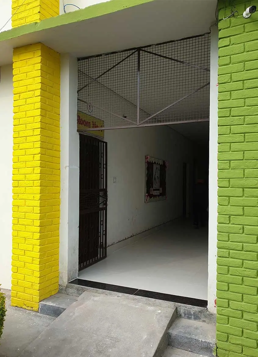 Divine College: campus photo 2
