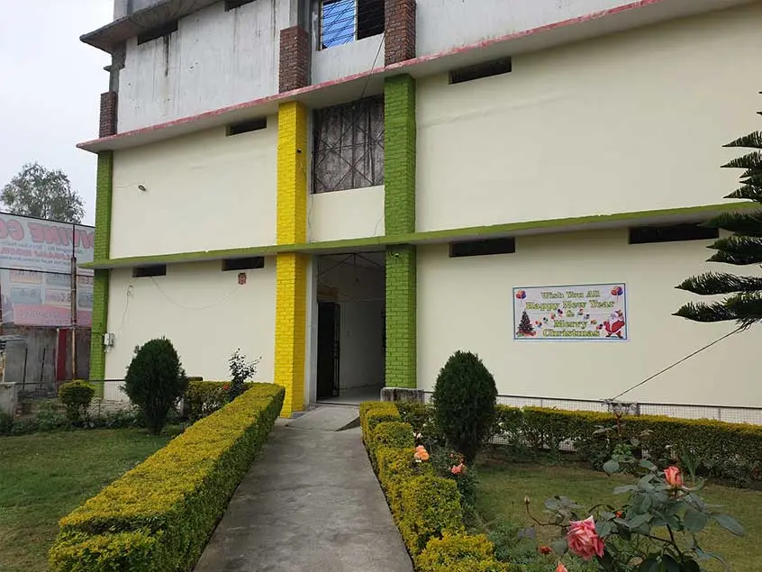 Divine College: campus photo 3