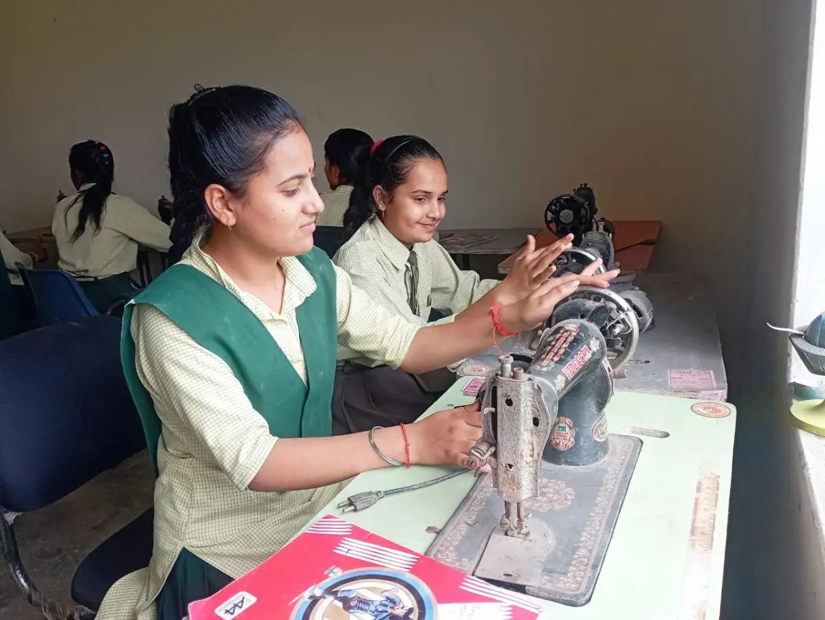 Dixit College of Higher Education: campus photo 7
