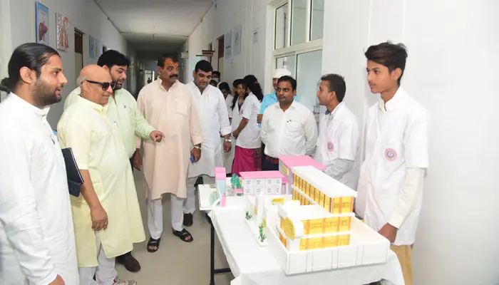 Dixit College of Pharmacy and Research: campus photo 1
