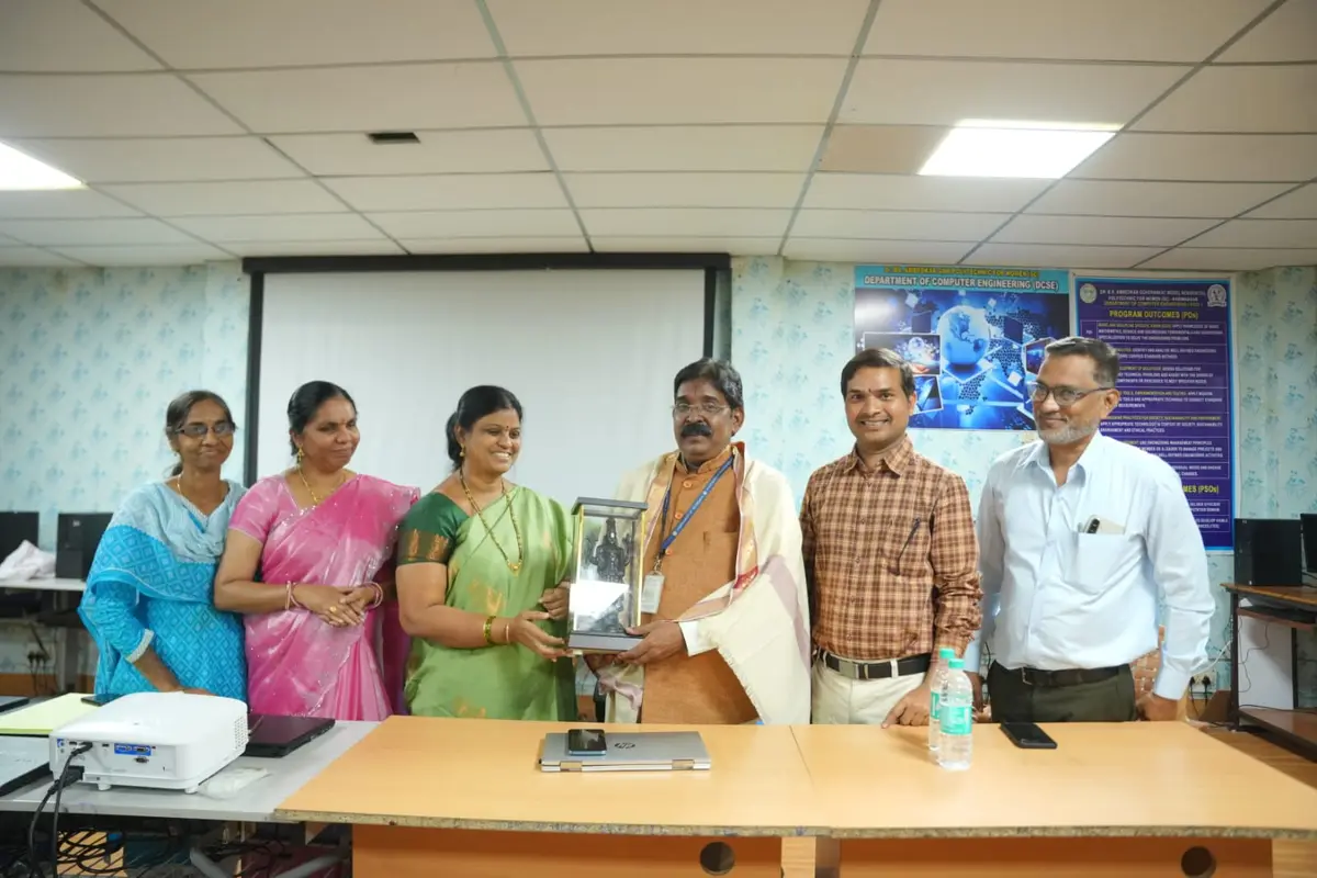 Dr Br Ambedkar Govt Polytechnic for Women Karimnagar: campus photo 7