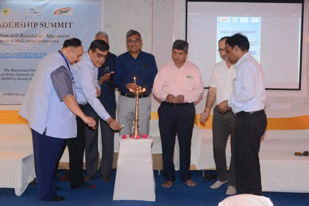 Dr. Jivraj Mehta Institute Of Technology: campus photo 1