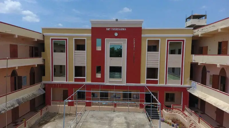 DR campus photo 5