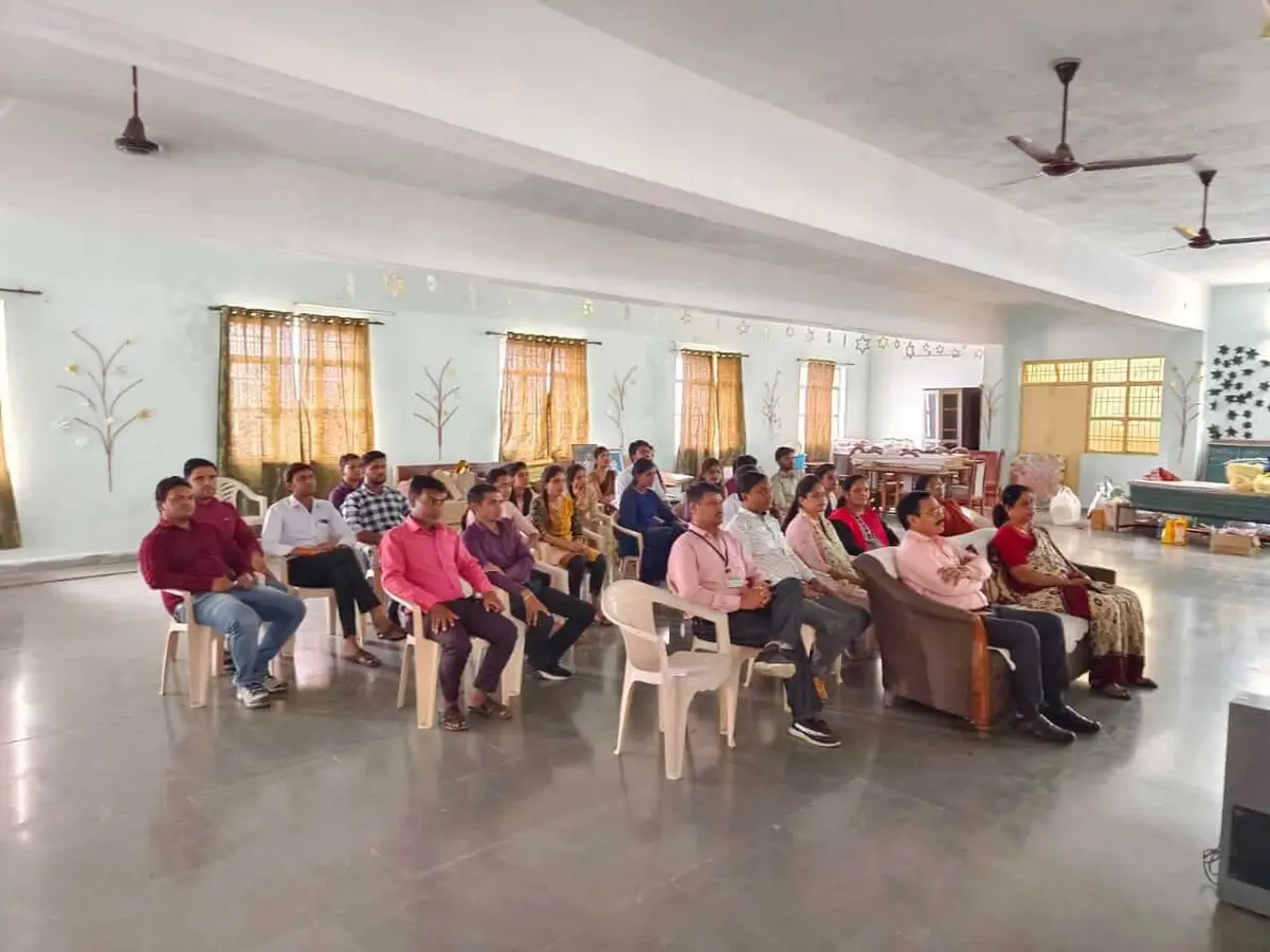 Dr Shankar Dayal Sharma Ayurved College: campus photo 2
