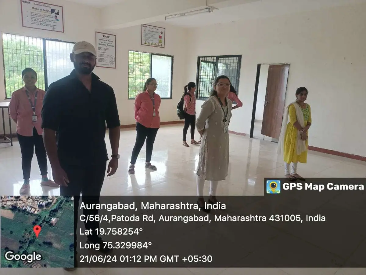 Dr. Vedprakash Patil Pharmacy College: campus photo 1