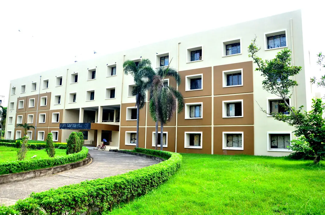 DRIEMS campus photo 7
