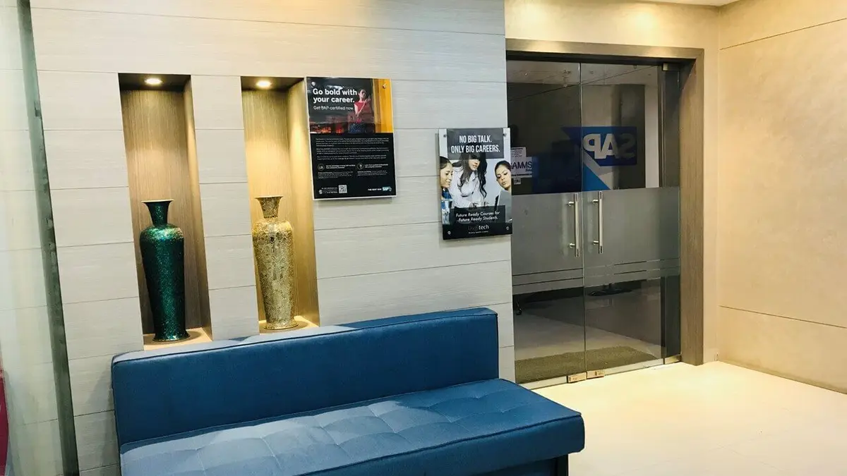 D campus photo 2