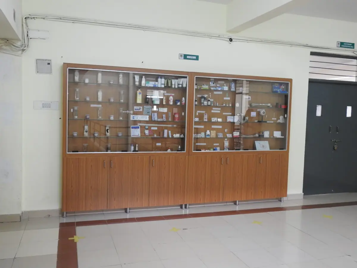 East West College of Pharmacy campus photo 1