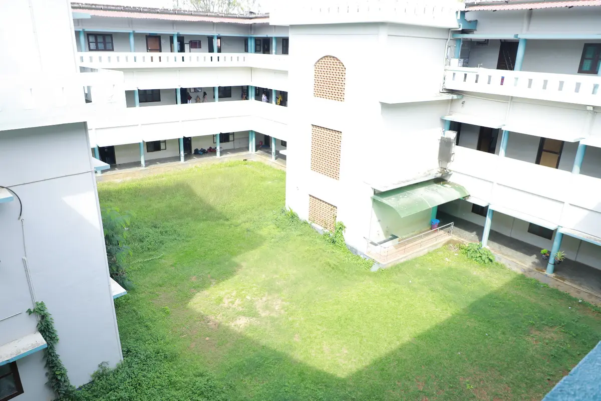 EMEA Arts and Science College: campus photo 6
