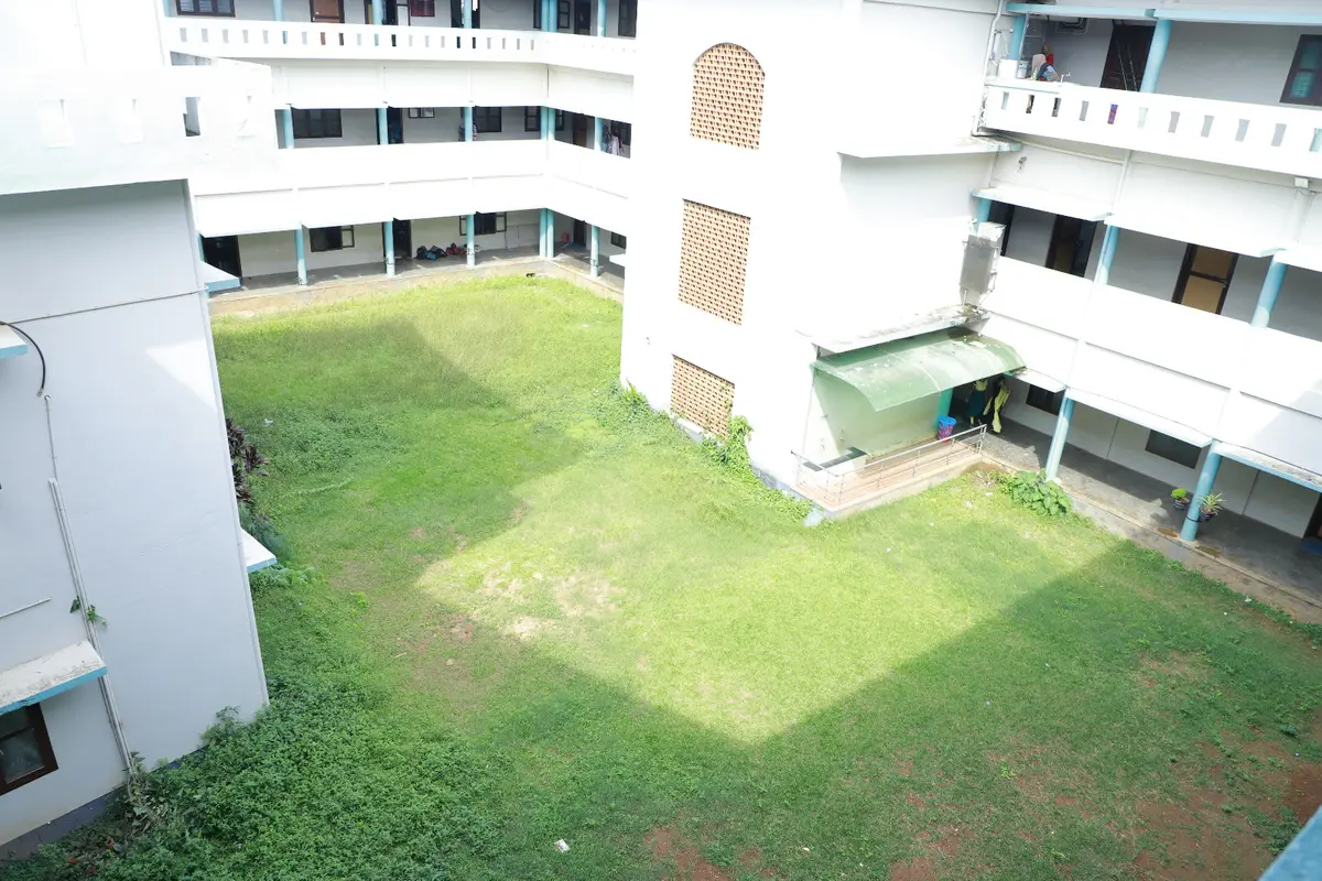 EMEA Arts and Science College: campus photo 8