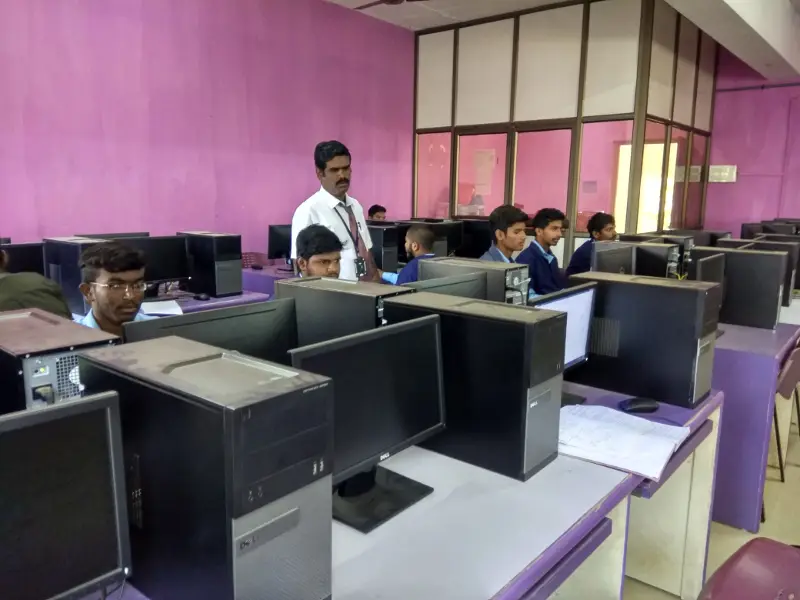 Er Perumal Manimekalai Polytechnic College Shoolagiri: campus photo 7