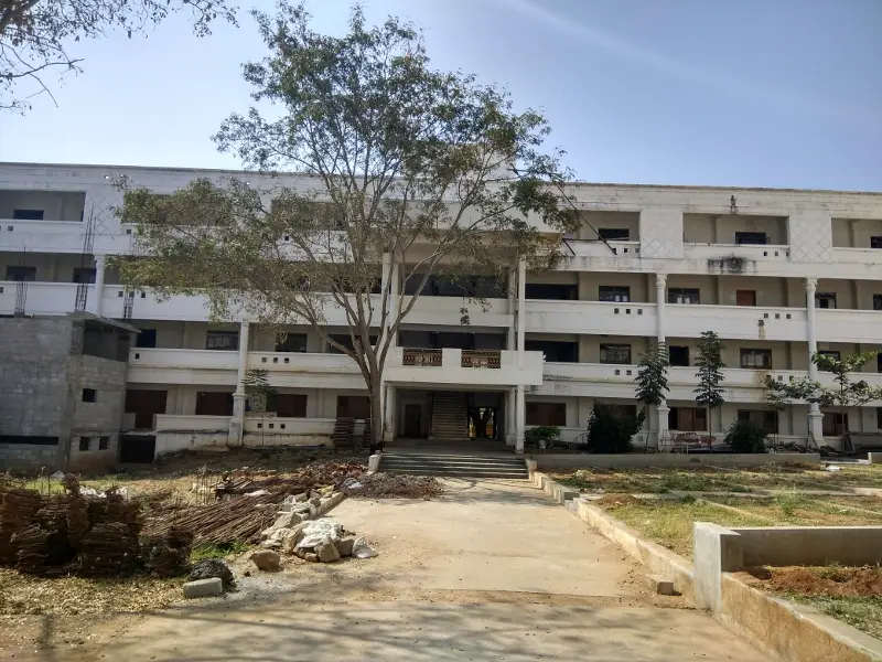 Er Perumal Manimekalai Polytechnic College Shoolagiri: campus photo 6