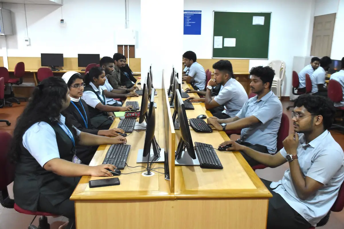 FISAT campus photo 1