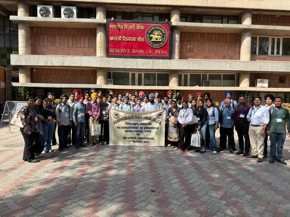 G. G. N. Khalsa College: campus photo 5