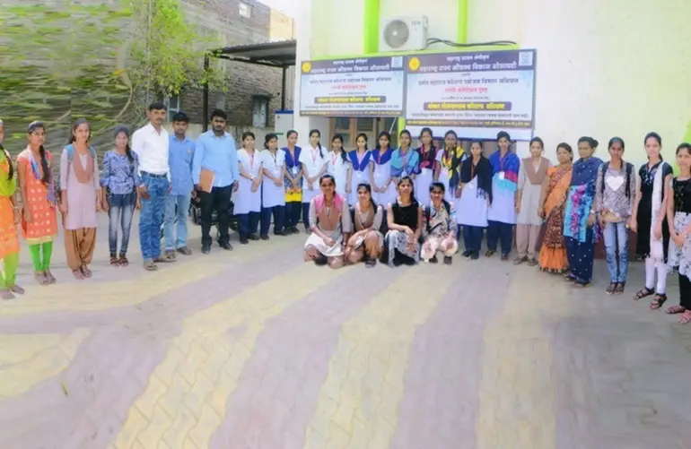 Gandhi Nursing School: campus photo 3