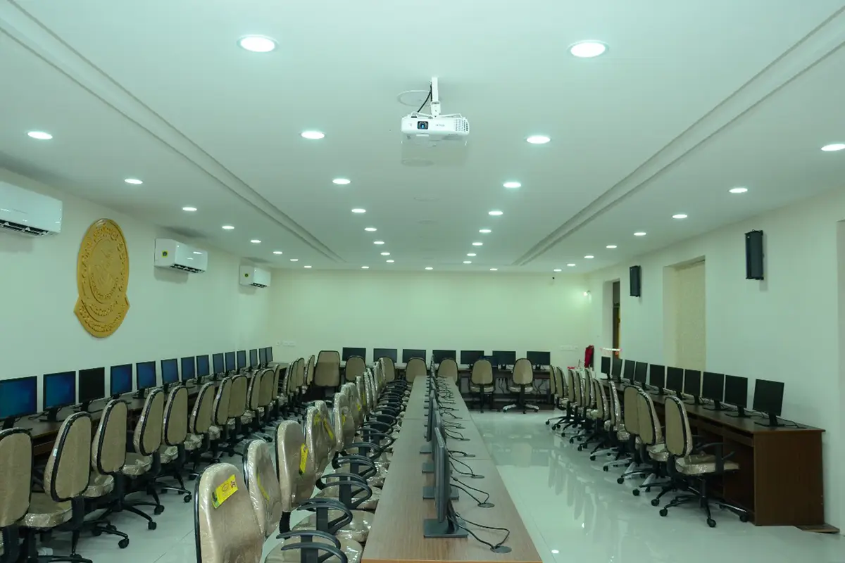 Gandhiji Mahila Kalasala campus photo 2