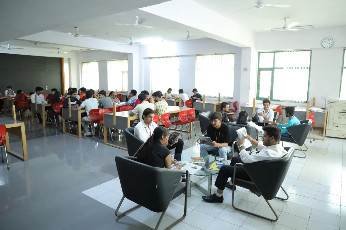 GDSS campus photo 3