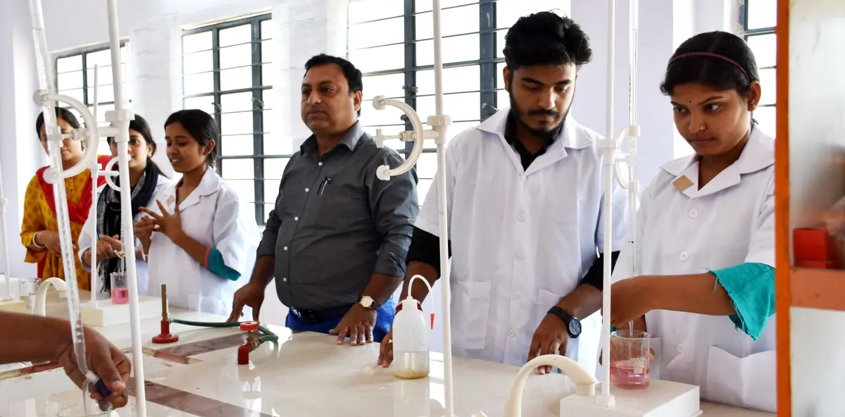 Genex College of Pharmaceutical Science and Technology Chinsurah: campus photo 8