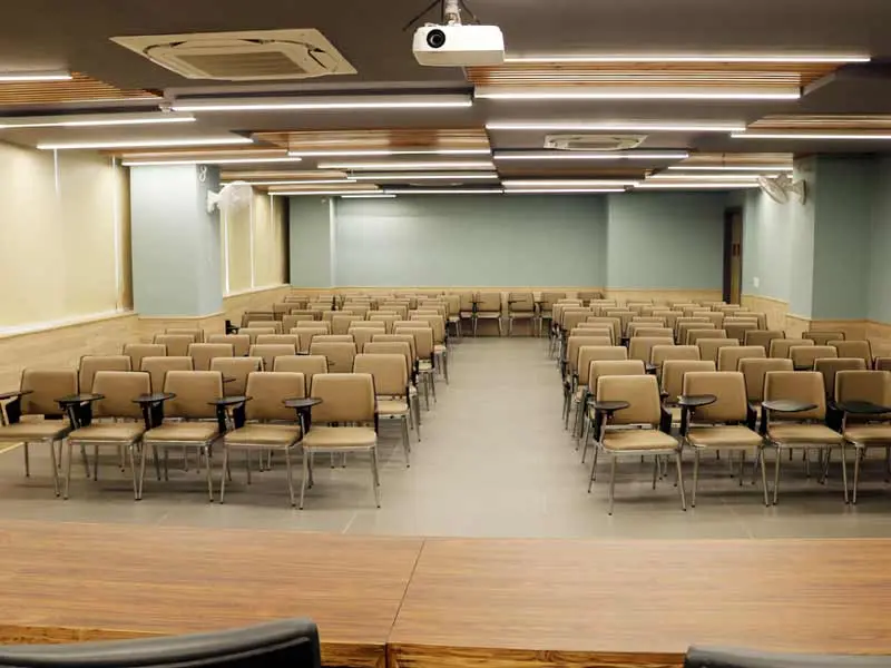 GL Bajaj Institute of Management: campus photo 7
