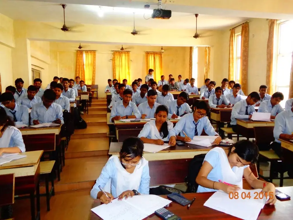 Goel Group of Institutions: campus photo 1