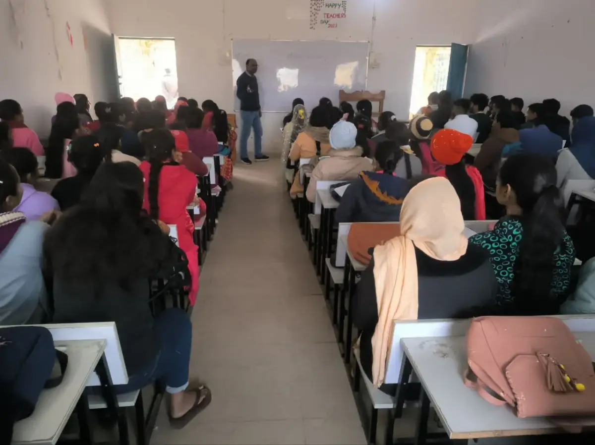 Gopeshwar College: campus photo 7