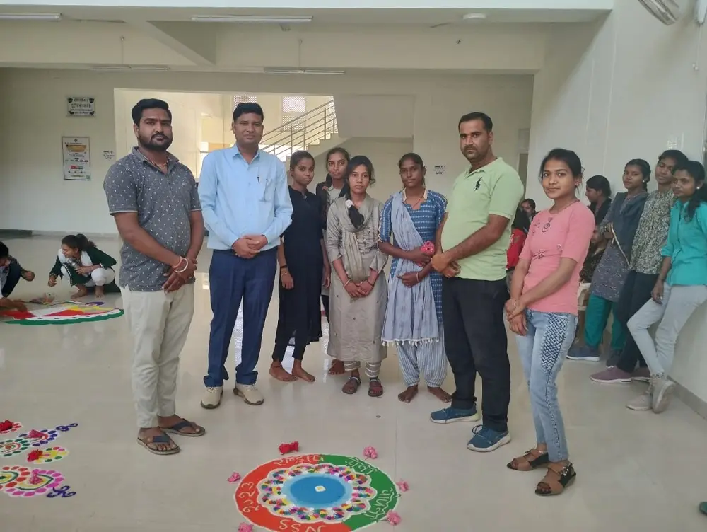 Government College: campus photo 5