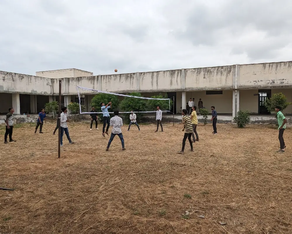 Government College: campus photo 3