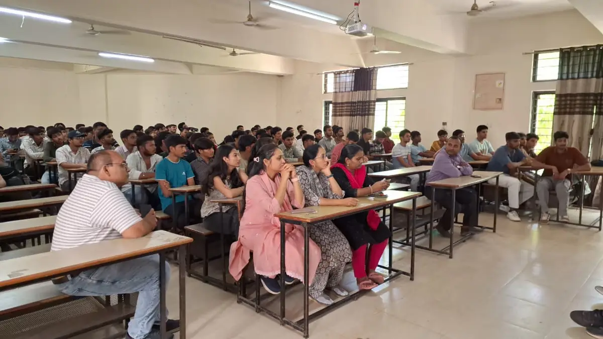GECG campus photo 2
