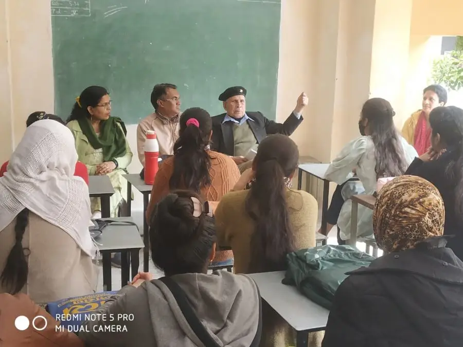 Government Girls College, Gangauri Bazar: campus photo 6