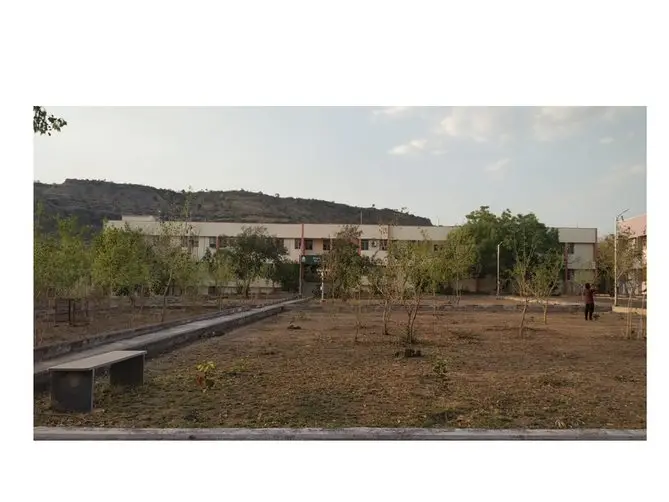 Government Institute of Science: campus photo 6