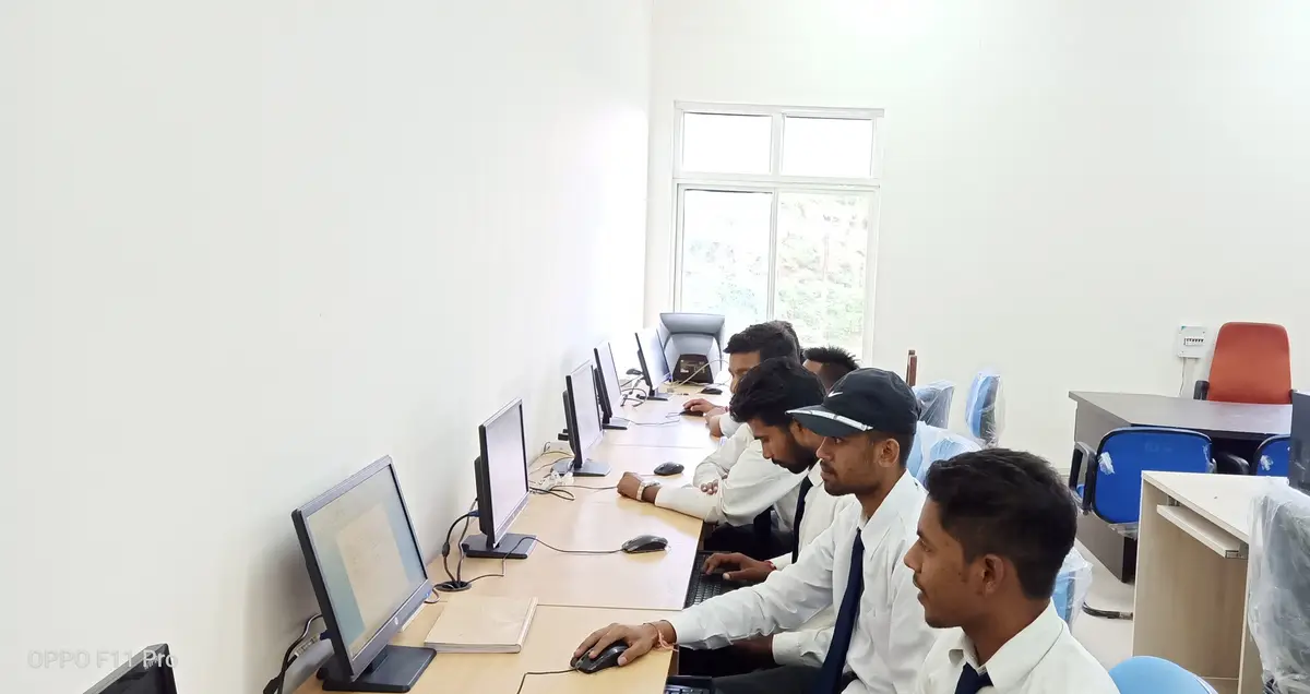 Government Polytechnic: campus photo 8