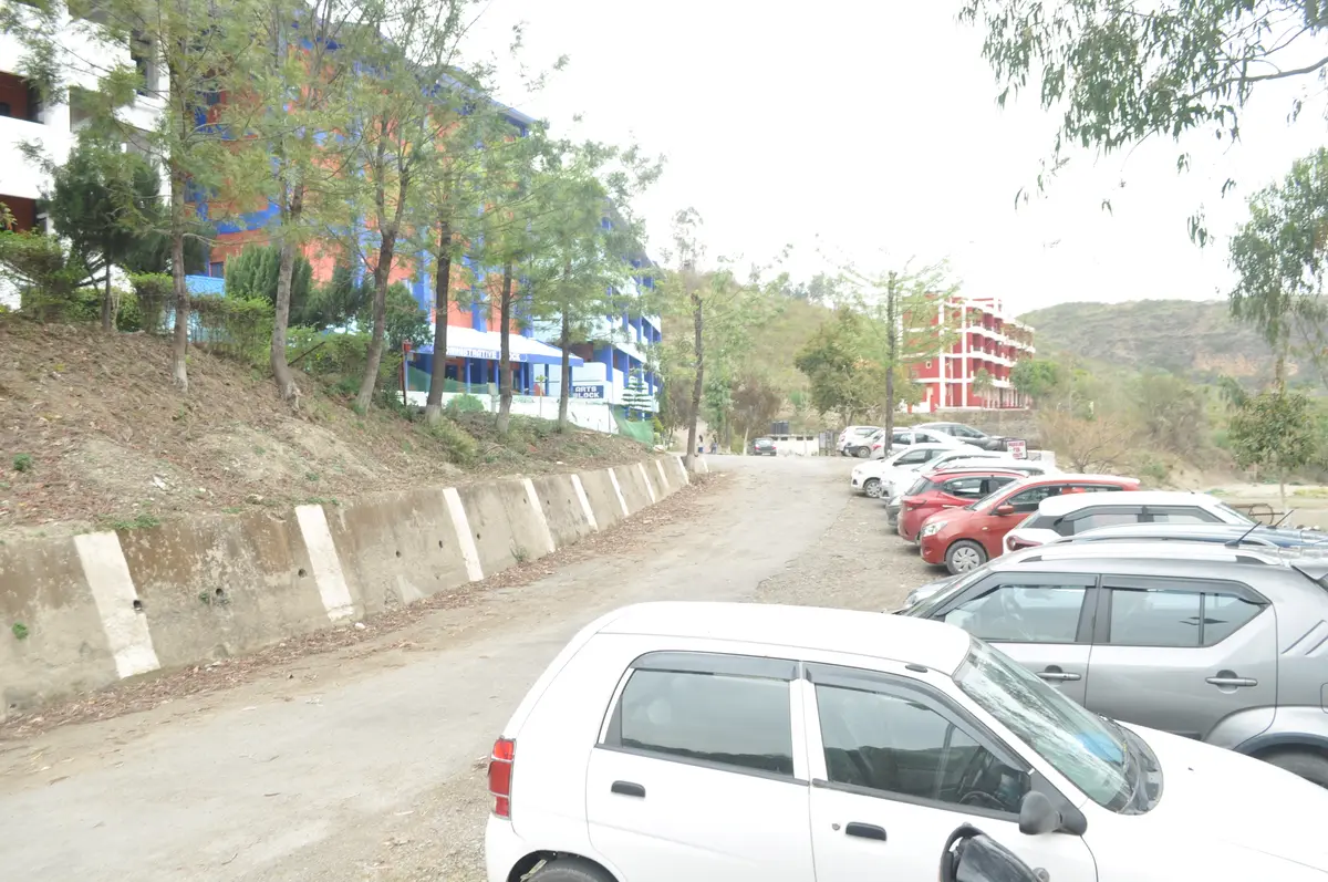 Govt. College Arki: campus photo 2