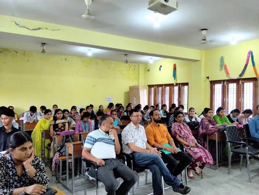 Govt. College Chowki Maniar (Una): campus photo 1