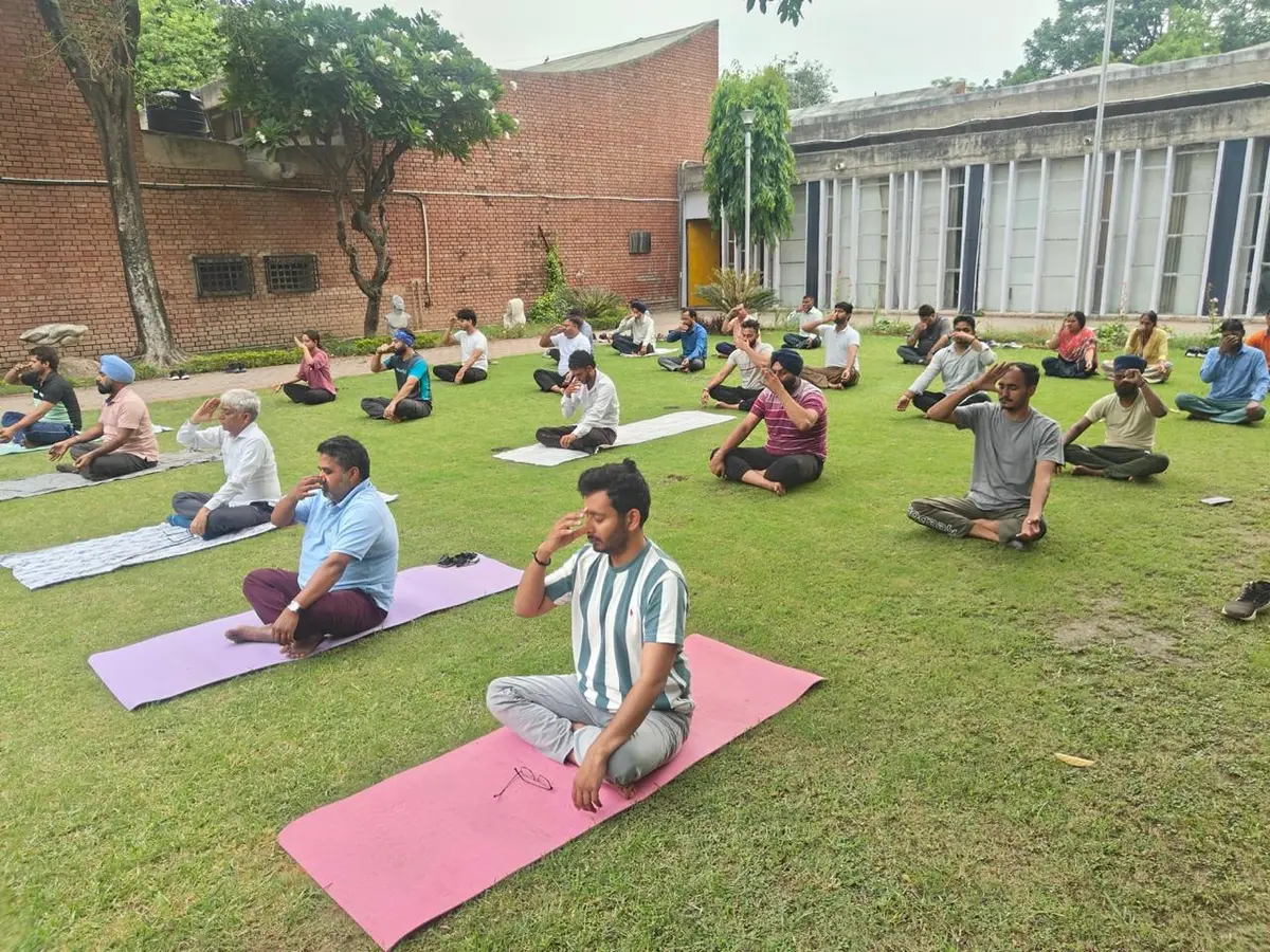 Govt College of Art Sector-10: campus photo 1