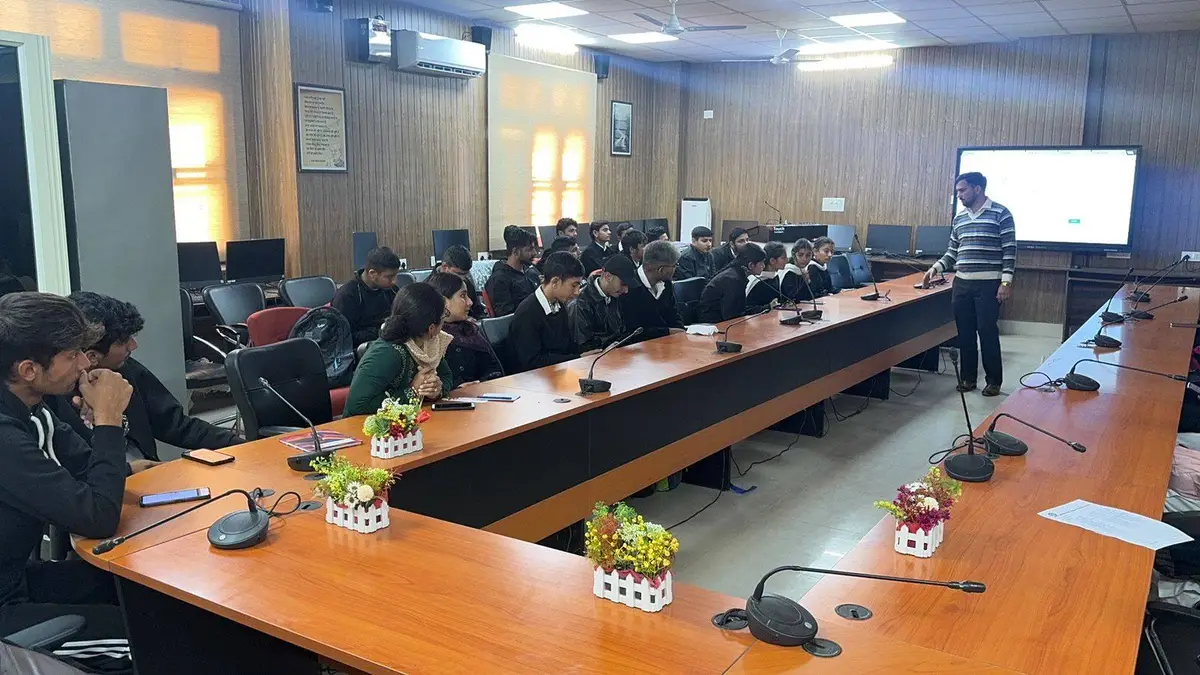 Govt. Degree College: campus photo 4