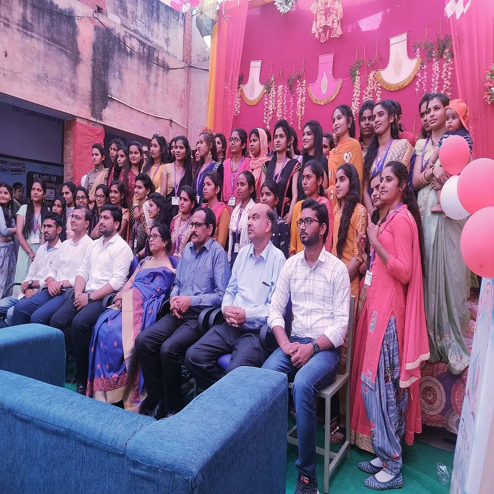 Govt Girls College Rajgarh: campus photo 1