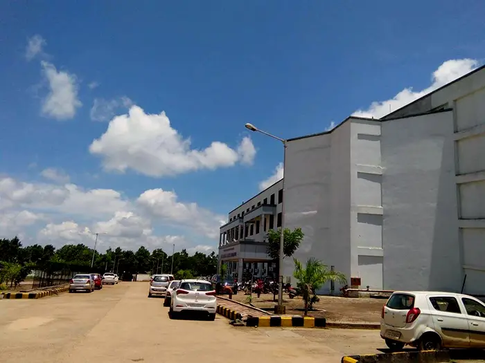 Govt. Medical College: campus photo 2