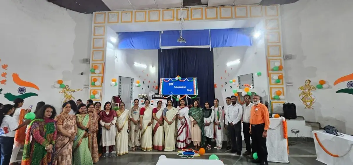 Govt. Meera Girls College: campus photo 5