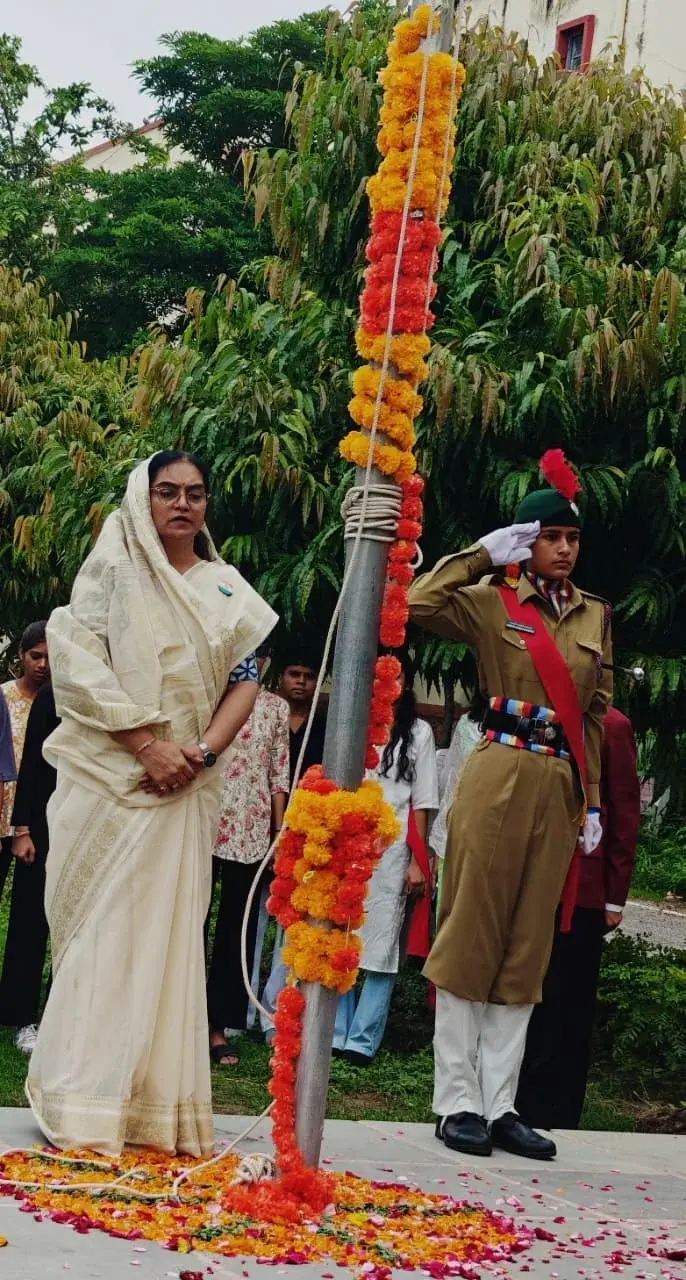 Govt. Meera Girls College: campus photo 4