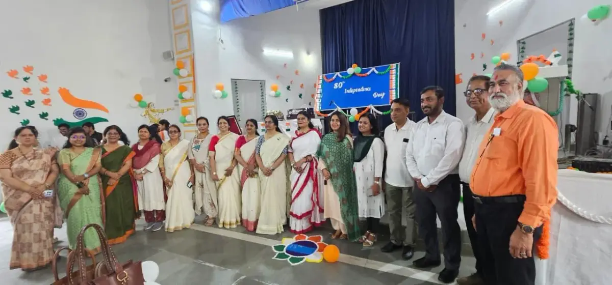 Govt. Meera Girls College: campus photo 6