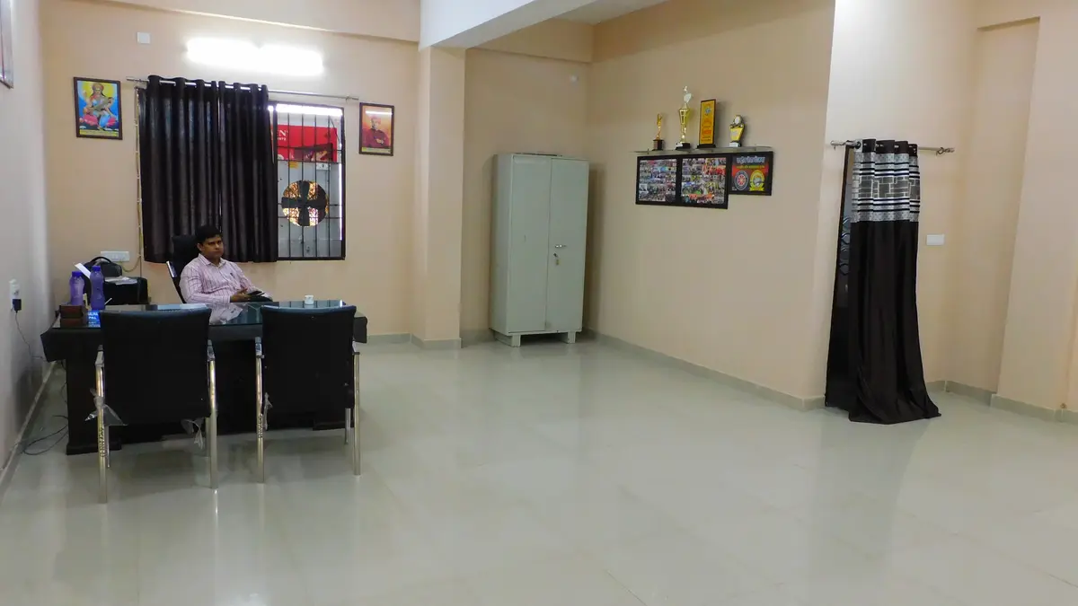 Govt Naveen College Vatgan campus photo 2