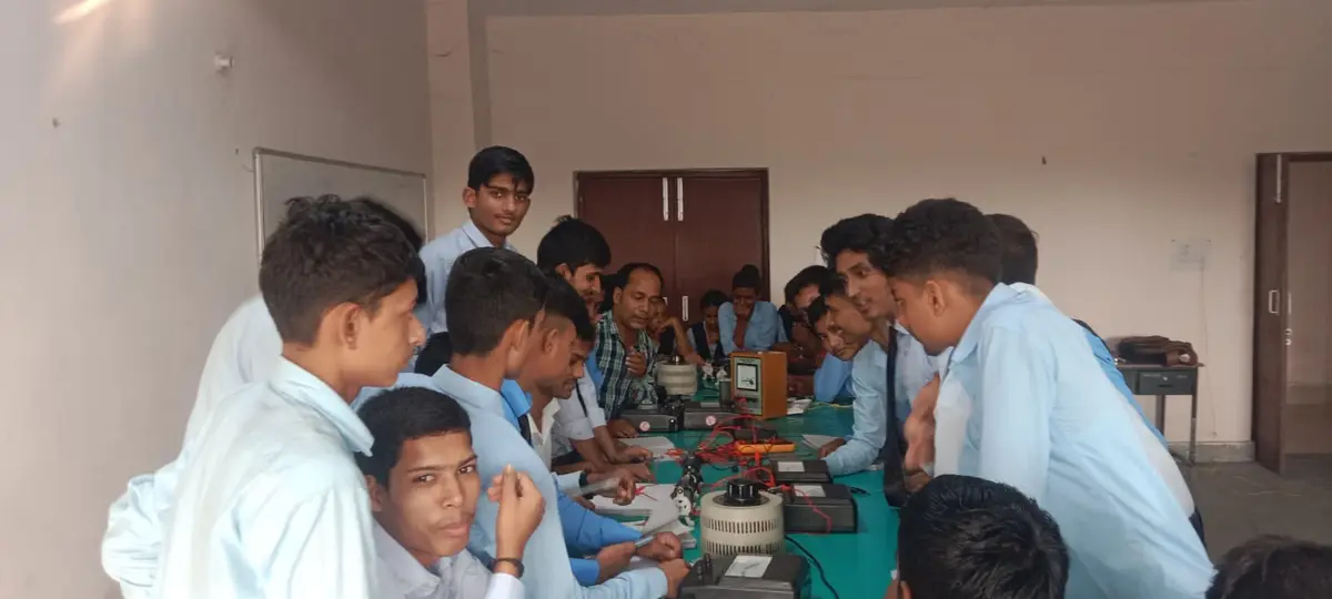 Govt. Polytechnic: campus photo 4