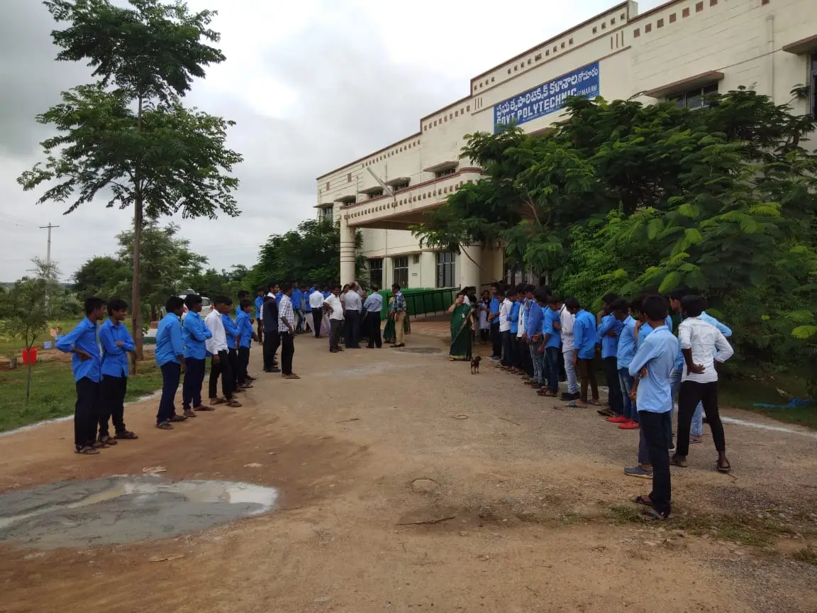 Govt. Polytechnic, Gomaram (Narsapur): campus photo 3