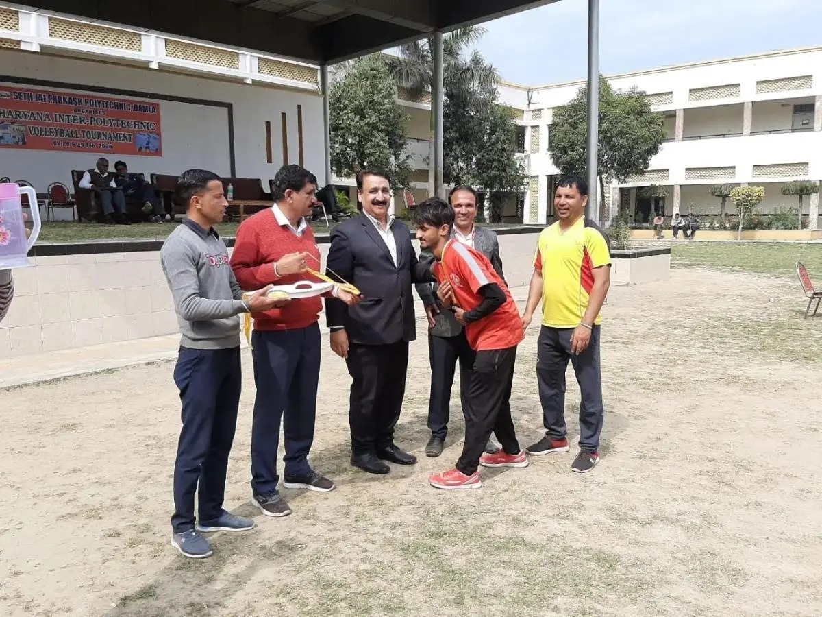 Govt. Polytechnic Nanakpur: campus photo 5