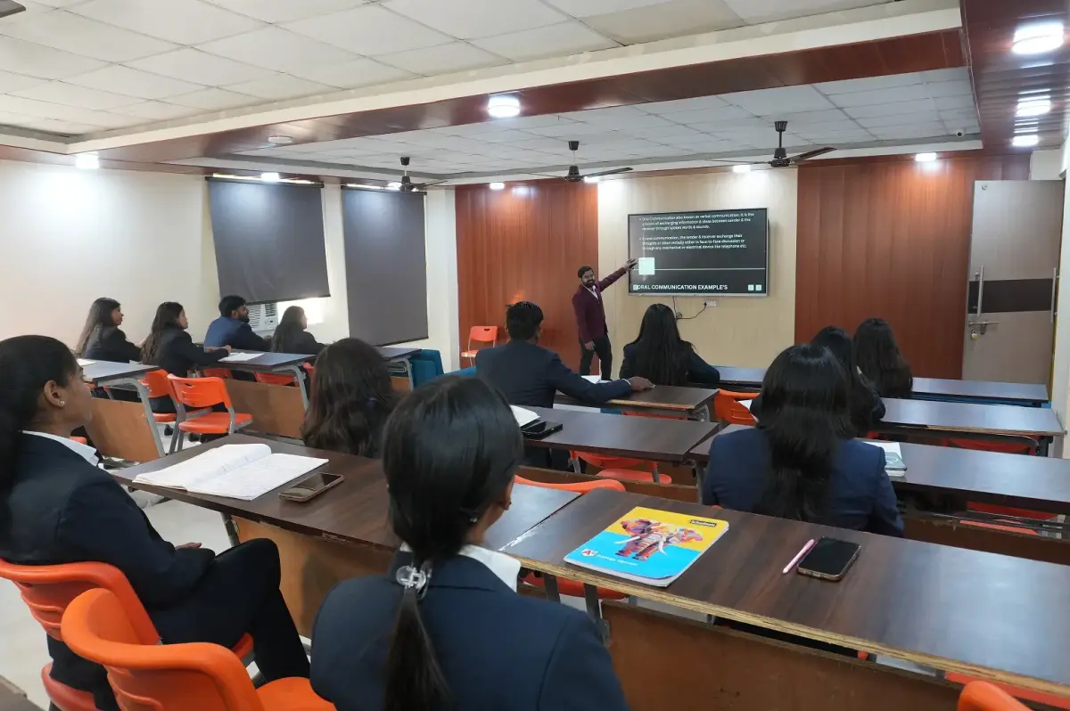 Greater Noida Institute of Management: campus photo 2