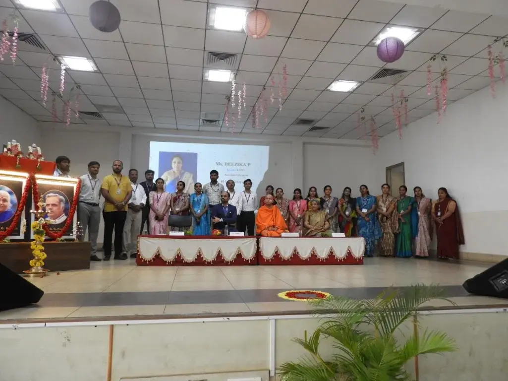GSSS Simha Subbamahalakshmi First Grade College: campus photo 8