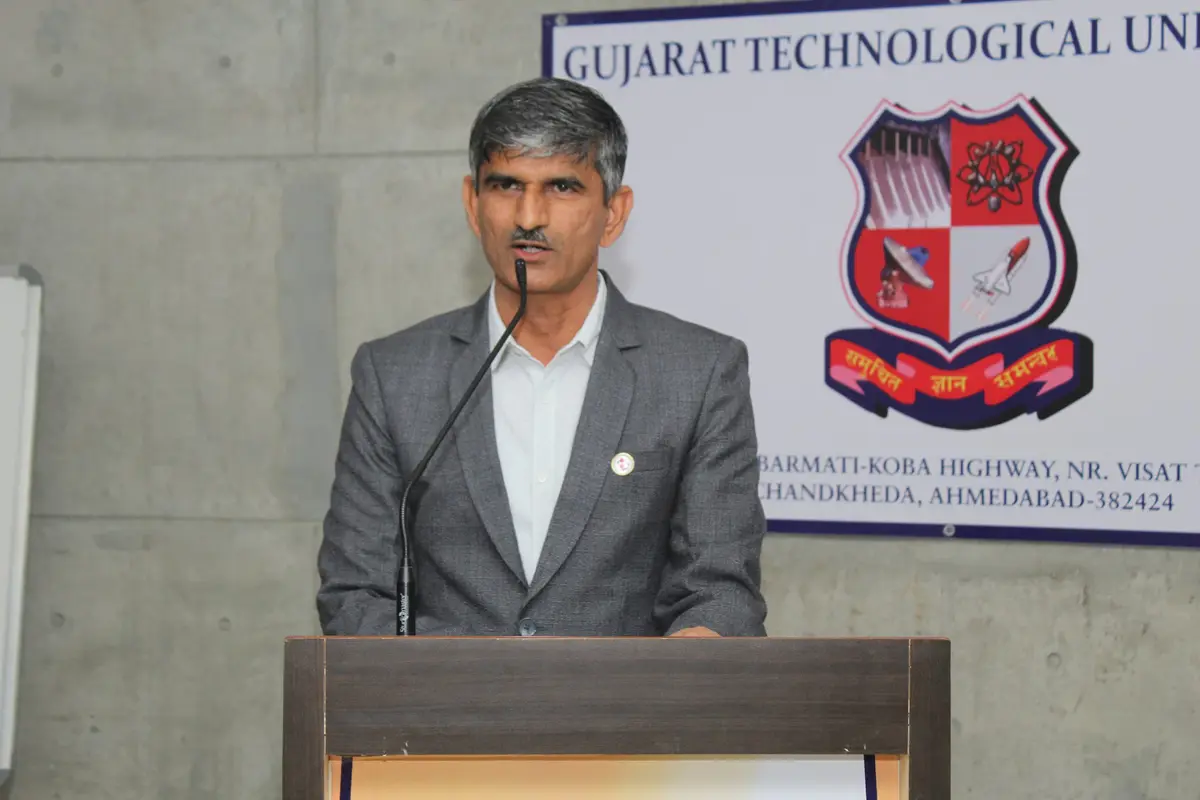 Gujarat Technological University, School of Engineering and Technology: campus photo 4
