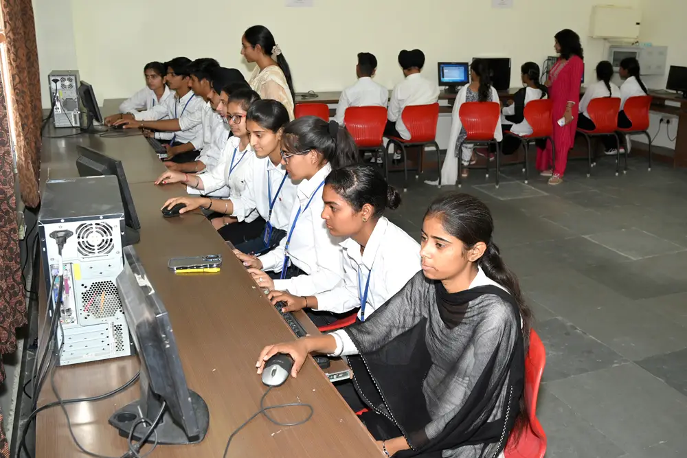 Guru Gobind Singh Law College, Giddarbaha campus photo 6