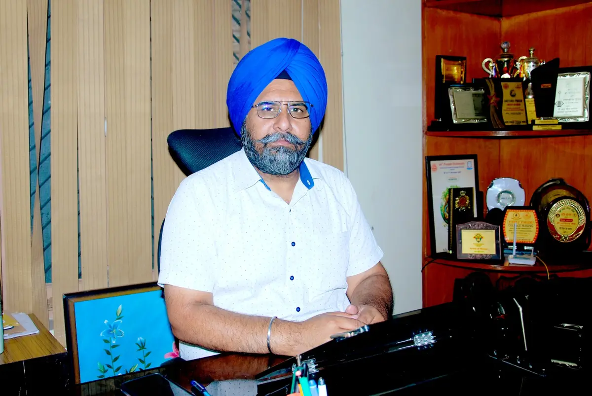Guru Nanak College: campus photo 4