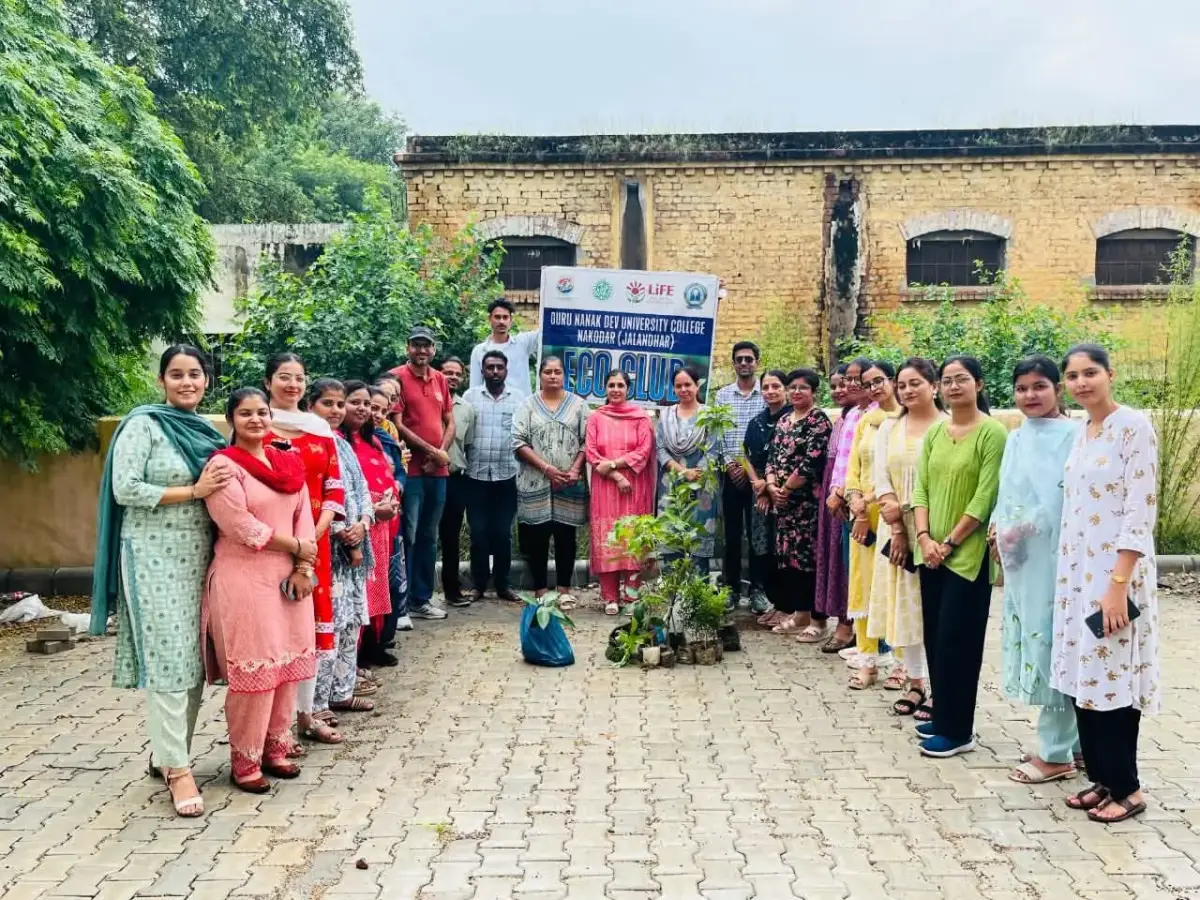 Guru Nanak Dev University College Nakodar: campus photo 8